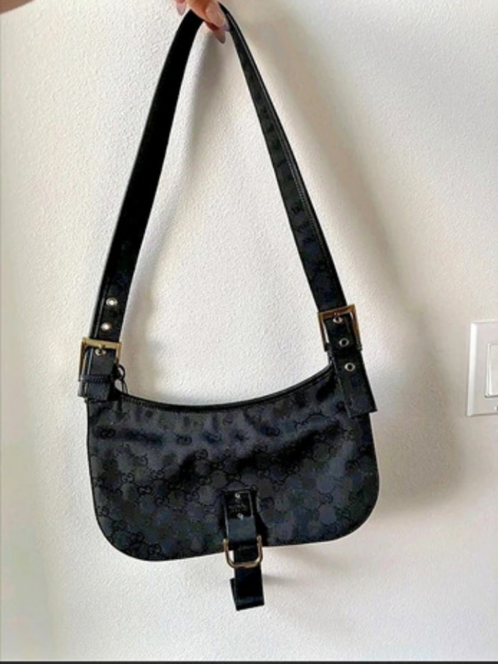 Gucci GG Canvas Buckle Hobo Bag Black Shoulder Bag